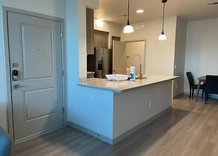 Gia New Modern 1 Bedroom With Swimming Pool & Gym At Grayson Place Apartament