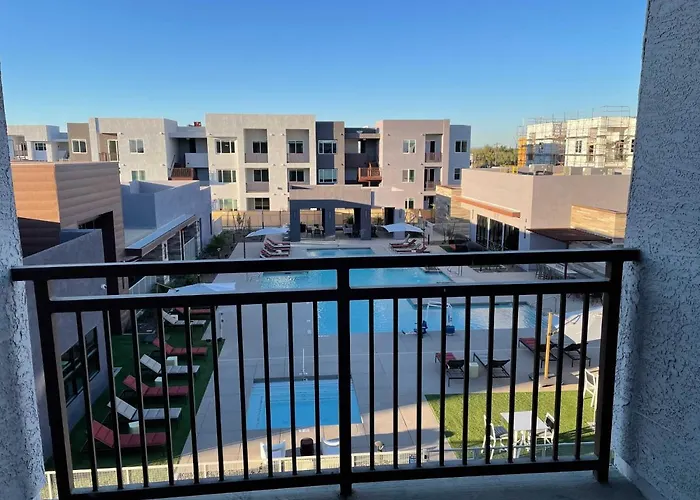 Gia New Modern 1 Bedroom With Swimming Pool & Gym At Grayson Place Apartament Goodyear